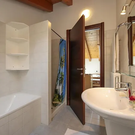 Appartement Romina Lakeview Apt. San Siro (Lombardy)